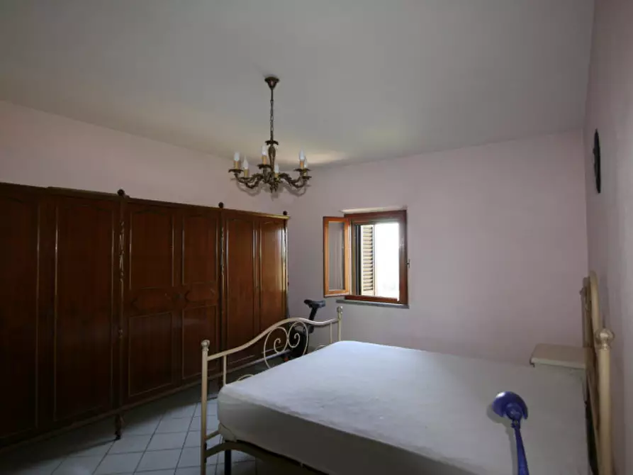 Immagine 29 di Villa in vendita  a Sinalunga