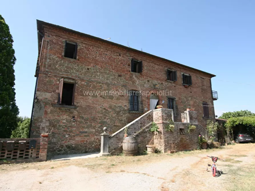 Immagine 40 di Villa in vendita  a Sinalunga