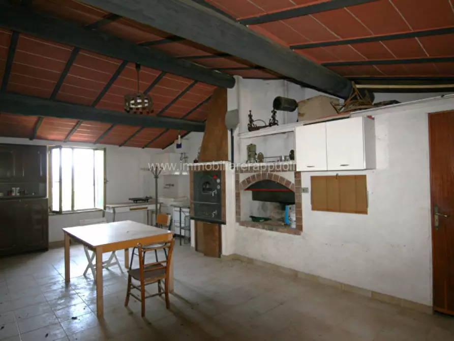 Immagine 41 di Villa in vendita  a Sinalunga