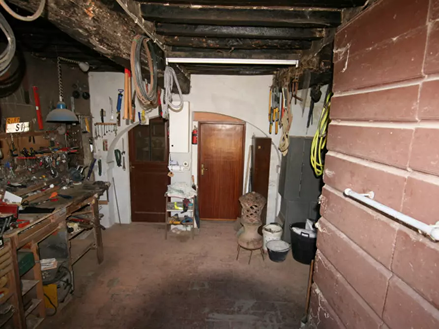 Immagine 46 di Villa in vendita  a Sinalunga