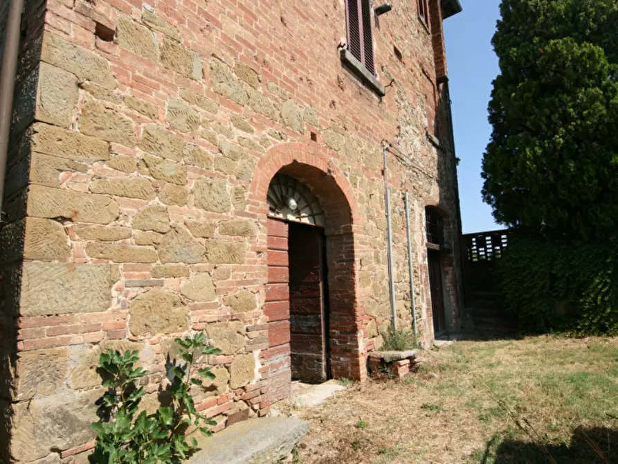 Immagine 51 di Villa in vendita  a Sinalunga
