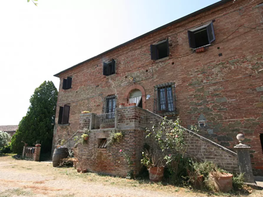 Immagine 58 di Villa in vendita  a Sinalunga