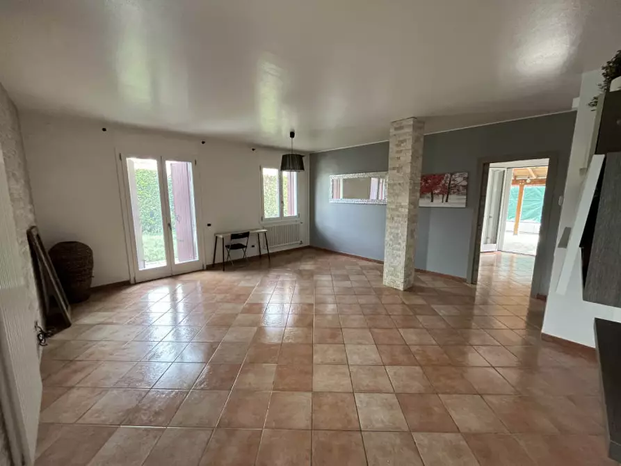 Immagine 1 di Casa bifamiliare in vendita  in via San Zeno a Veggiano