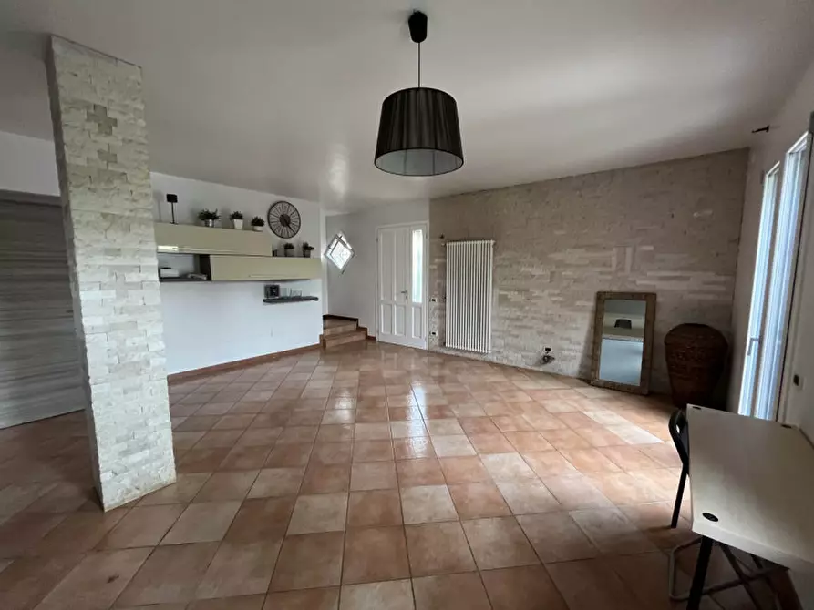 Immagine 4 di Casa bifamiliare in vendita  in via San Zeno a Veggiano