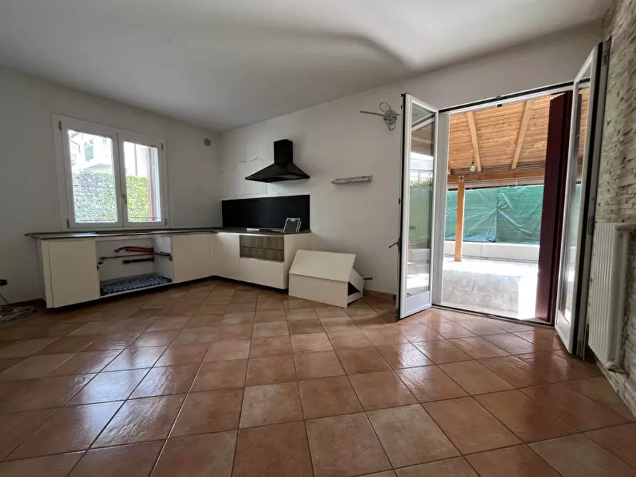 Immagine 10 di Casa bifamiliare in vendita  in via San Zeno a Veggiano