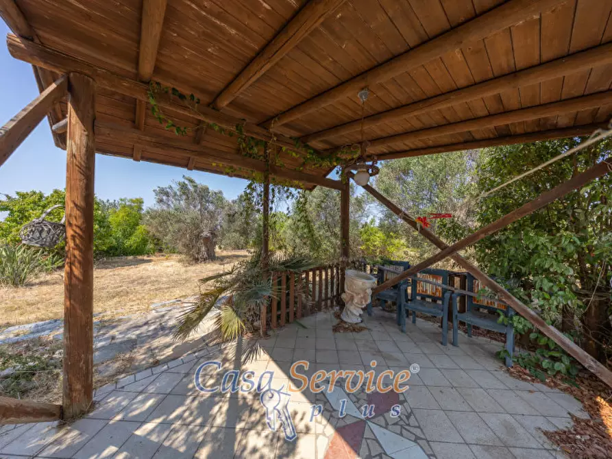 Immagine 3 di Casa indipendente in vendita  in Strada Vicinale Rischiazzi a Parabita