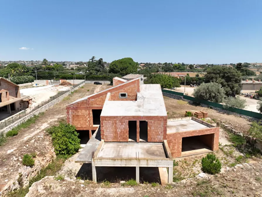 Immagine 42 di Rustico / casale in vendita  a Modica
