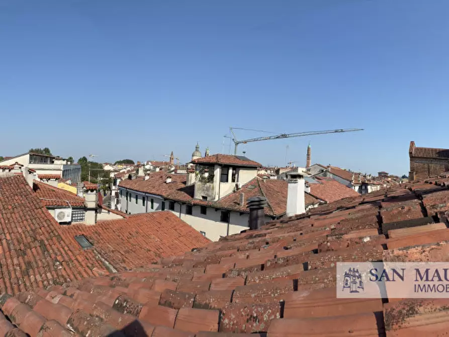 Immagine 22 di Appartamento in affitto  in Corso Antonio Fogazzaro a Vicenza