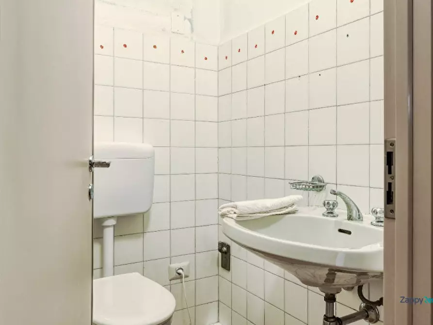 Immagine 11 di Camera in affitto  in Via Carlo Marx a Milano