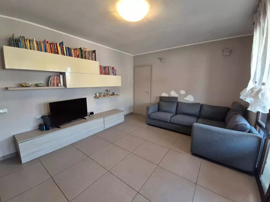 Immagine 2 di Appartamento in vendita  in Via Antonio Zanella a Verona