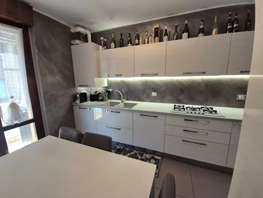 Immagine 7 di Appartamento in vendita  in Via Antonio Zanella a Verona