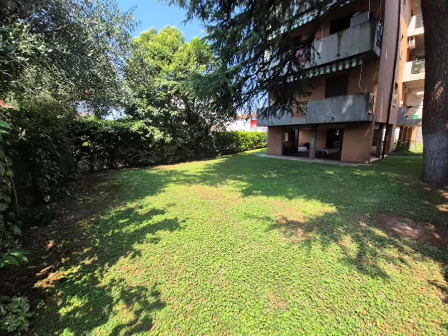 Immagine 29 di Appartamento in vendita  in Via Antonio Zanella a Verona