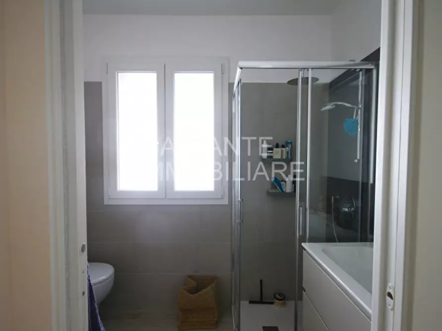 Immagine 13 di Appartamento in vendita  in Viale Bologna a Riccione