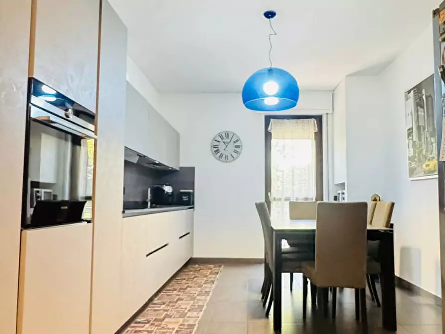 Immagine 9 di Appartamento in vendita  a Borgosatollo