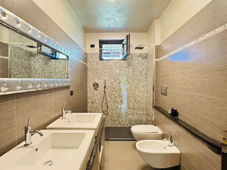 Immagine 21 di Appartamento in vendita  a Borgosatollo