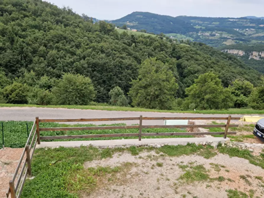 Immagine 3 di Villetta a schiera in vendita  in Contrada Genderli a Erbezzo