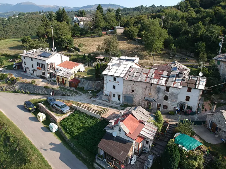 Immagine 12 di Villetta a schiera in vendita  in Contrada Genderli a Erbezzo