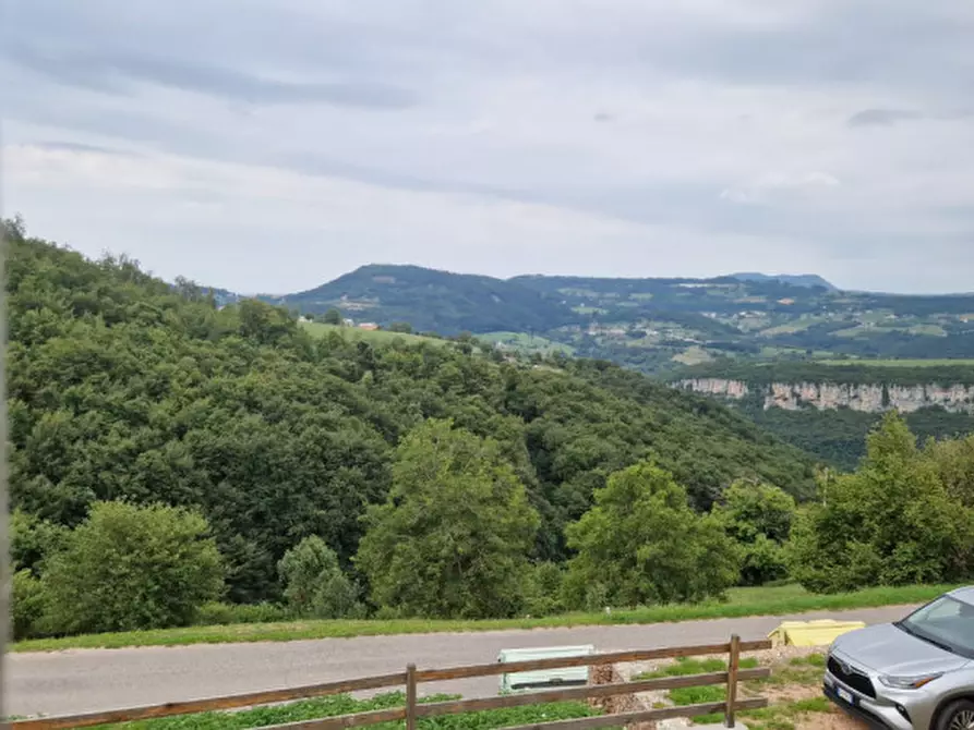 Immagine 16 di Villetta a schiera in vendita  in Contrada Genderli a Erbezzo