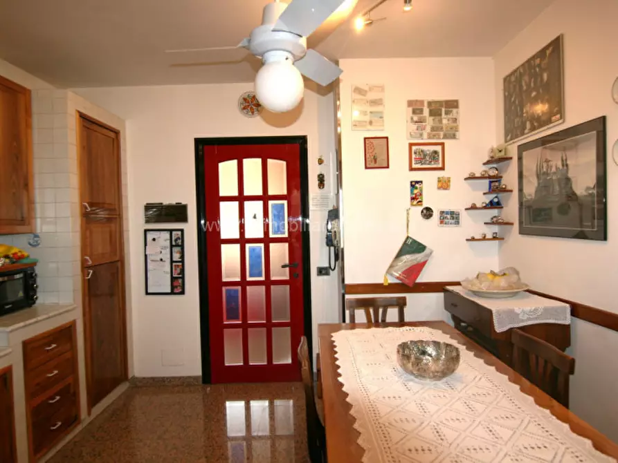 Immagine 8 di Appartamento in vendita  a Montepulciano