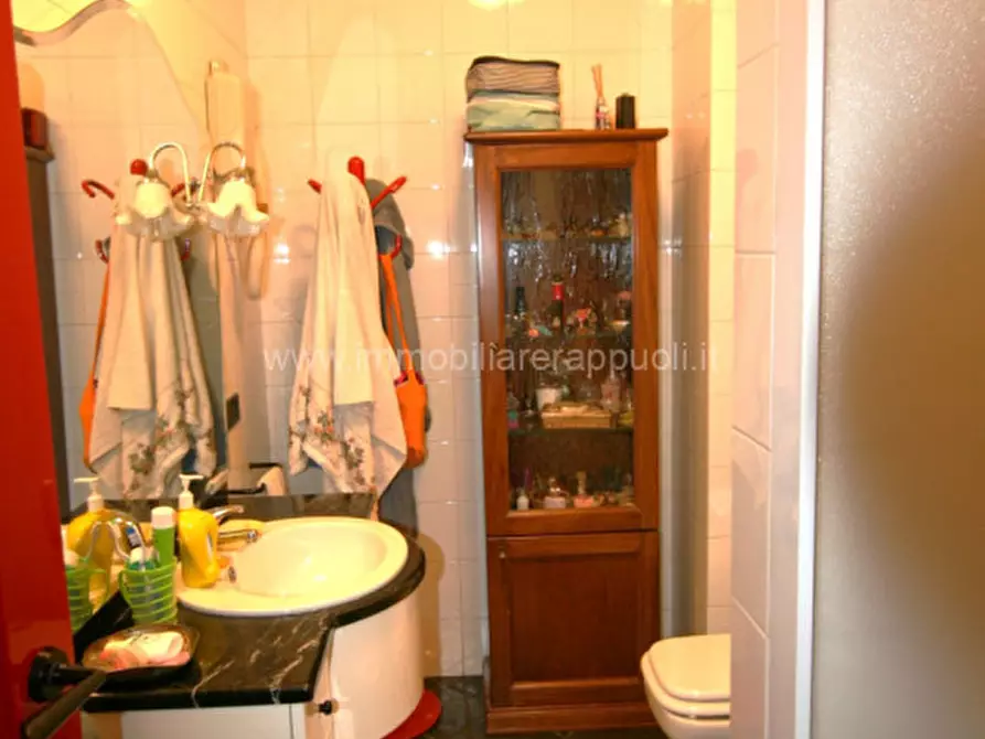 Immagine 20 di Appartamento in vendita  a Montepulciano