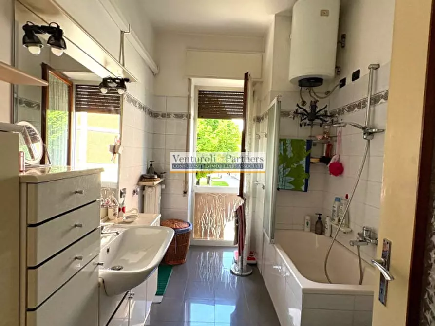 Immagine 19 di Appartamento in vendita  in Via Montebruno a Desenzano Del Garda