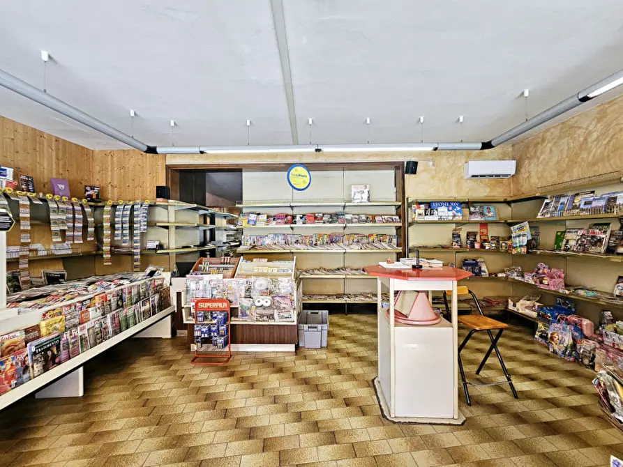 Immagine 3 di Attività commerciale in vendita  in Via Vittorio a Ponso
