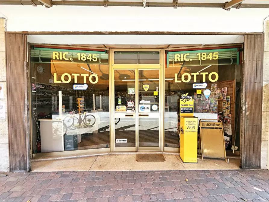 Immagine 4 di Attività commerciale in vendita  in Via Vittorio a Ponso