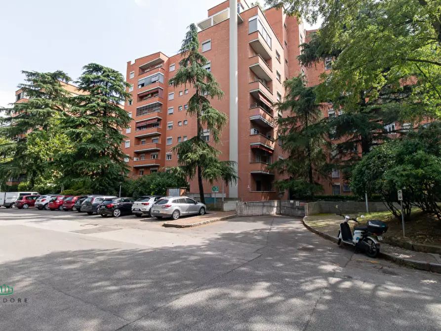 Immagine 1 di Appartamento in vendita  in via lidice 8 a Bologna