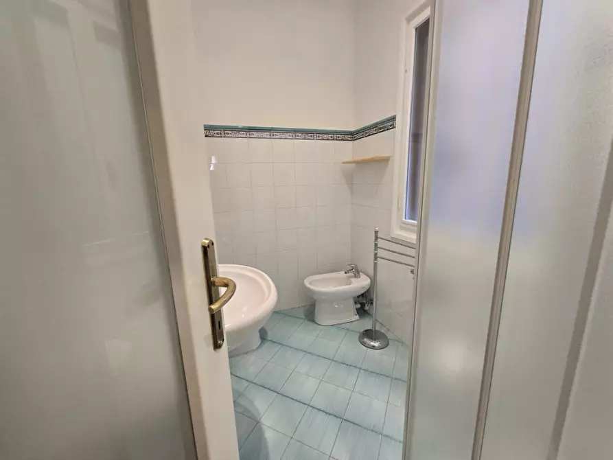 Immagine 8 di Appartamento in affitto  a Modena