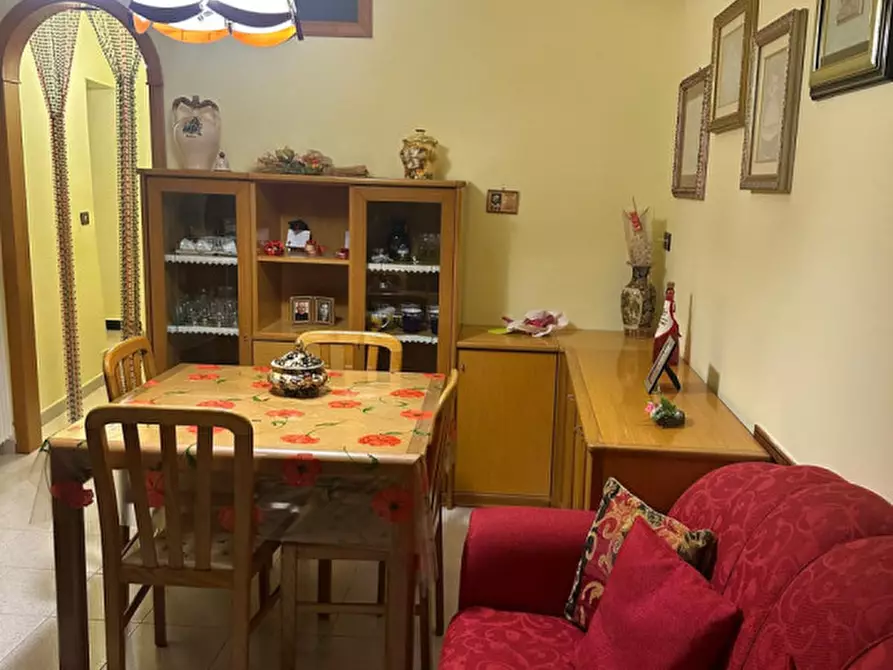 Immagine 2 di Casa indipendente in vendita  in Largo Chiesa Madre a Miglionico