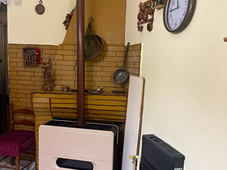 Immagine 8 di Casa indipendente in vendita  in Largo Chiesa Madre a Miglionico