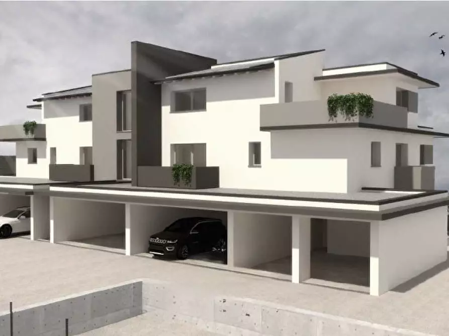 Immagine 10 di Appartamento in vendita  in via enrico fermi a Prata Di Pordenone