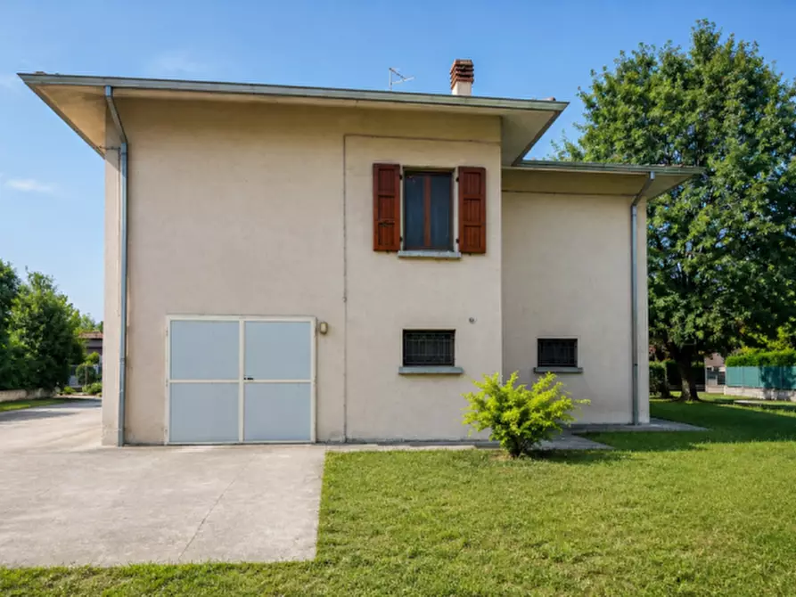 Immagine 26 di Casa indipendente in vendita  in via verdi a Sissa Trecasali