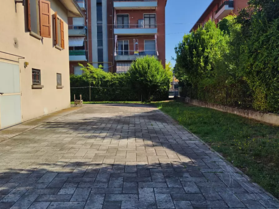 Immagine 56 di Casa indipendente in vendita  in via verdi a Sissa Trecasali