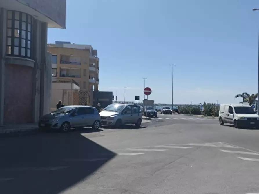 Immagine 9 di Garage in vendita  in Via Salento a Gallipoli