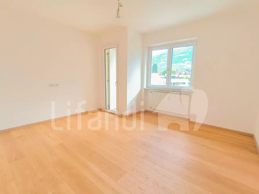 Immagine 4 di Appartamento in vendita  in Enrico-Toti-Straße - Via Enrico Toti a Merano .Meran.