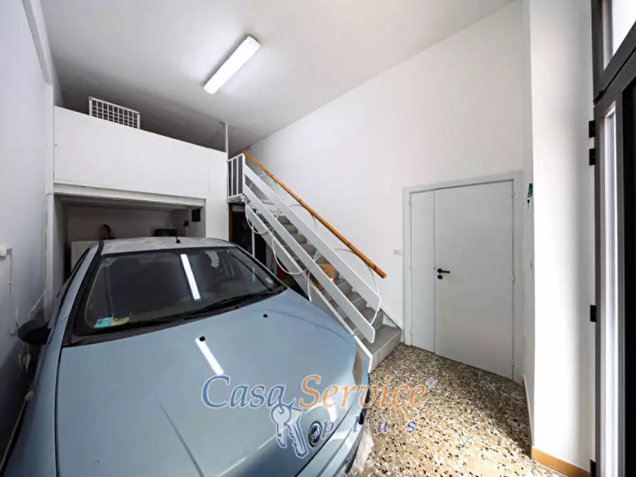 Immagine 31 di Casa indipendente in vendita  in Via Provinciale Matino a Parabita