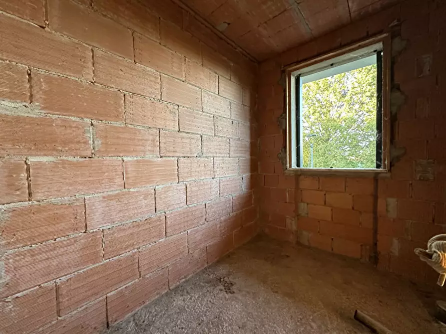 Immagine 7 di Casa quadrifamiliare in vendita  in Via Roma a Due Carrare