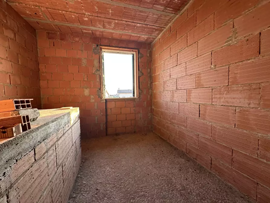 Immagine 10 di Casa quadrifamiliare in vendita  in Via Roma a Due Carrare