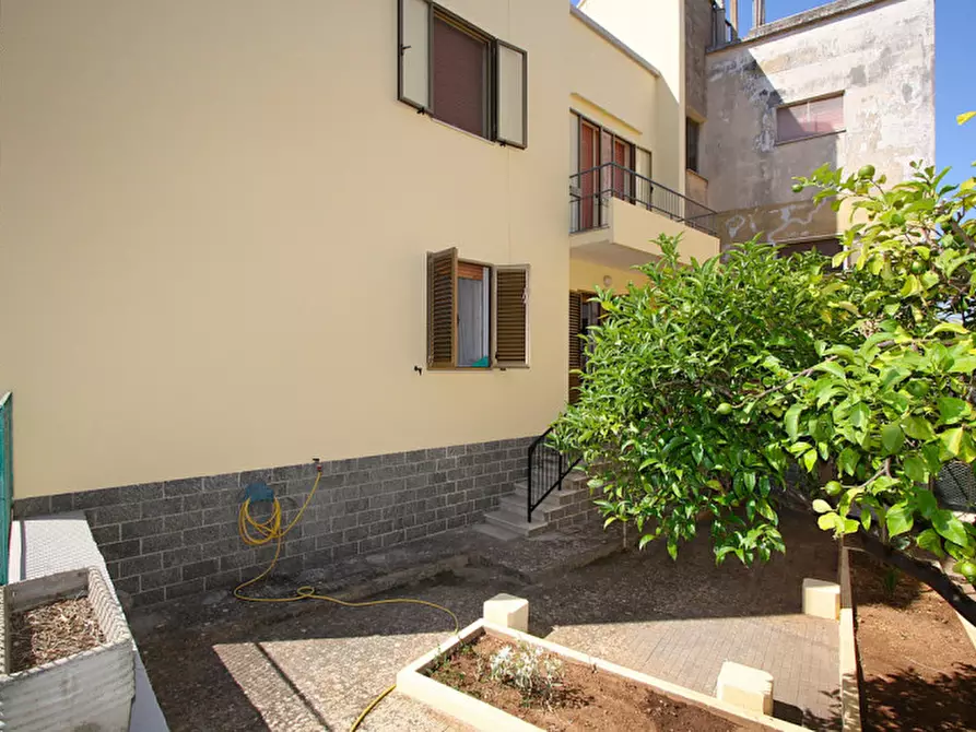 Immagine 5 di Casa indipendente in vendita  in Via Montecassino a Parabita