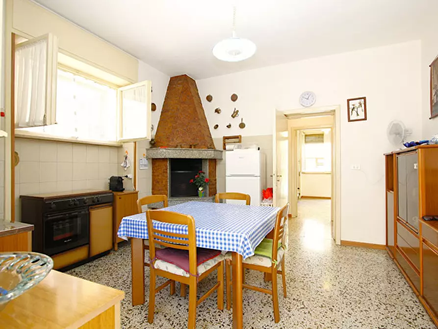 Immagine 23 di Casa indipendente in vendita  in Via Montecassino a Parabita