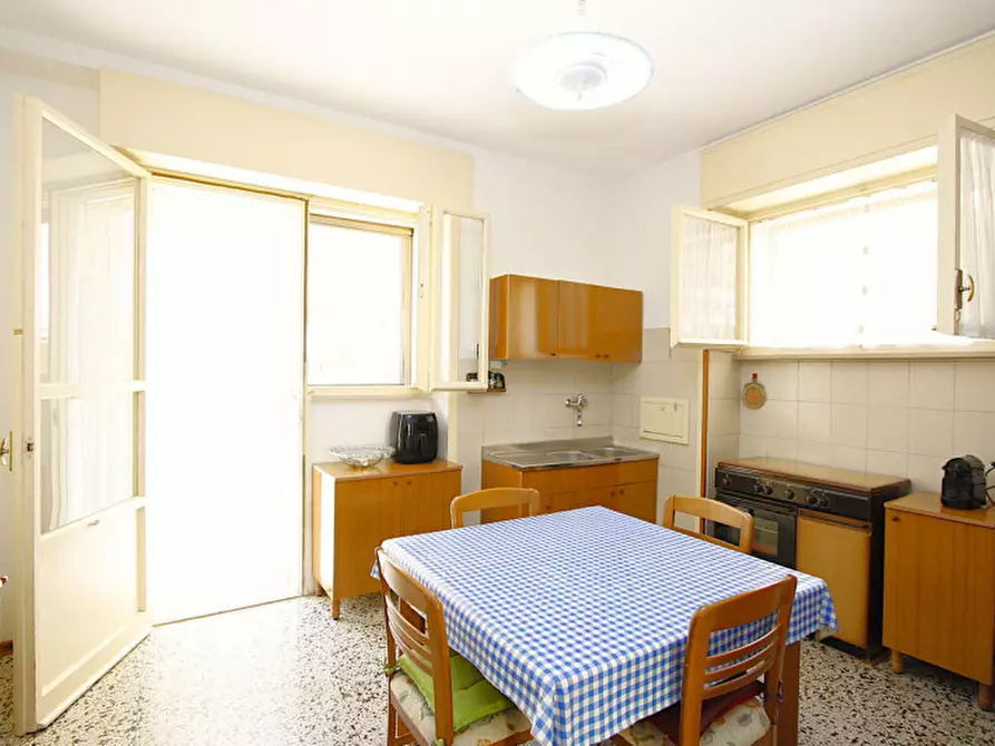 Immagine 26 di Casa indipendente in vendita  in Via Montecassino a Parabita