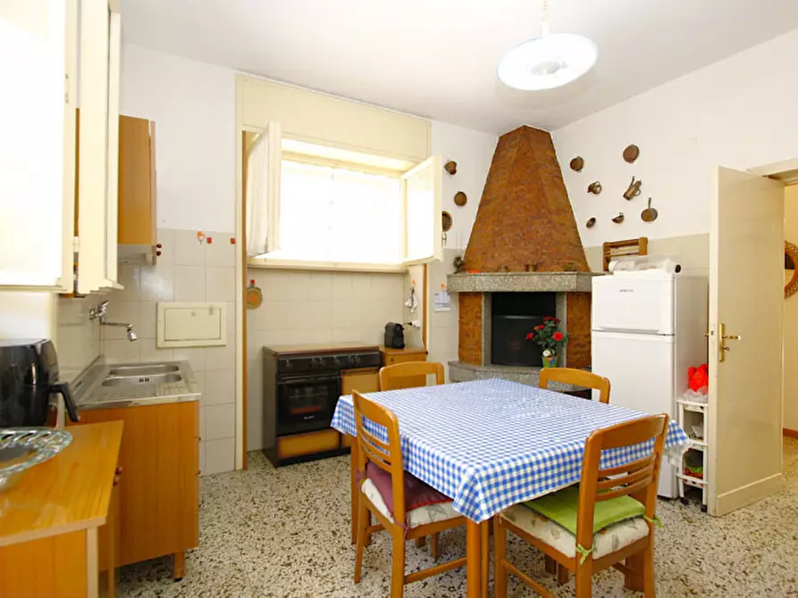 Immagine 27 di Casa indipendente in vendita  in Via Montecassino a Parabita