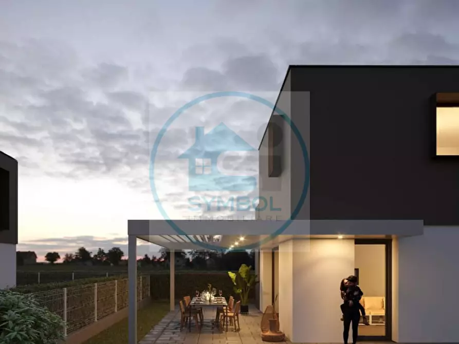 Immagine 2 di Casa indipendente in vendita  in VIA CASTELLANA a Venezia