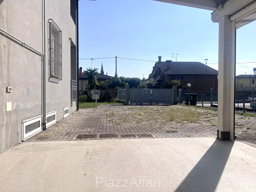 Immagine 6 di Casa bifamiliare in vendita  in Via Don Bosco a Brugine