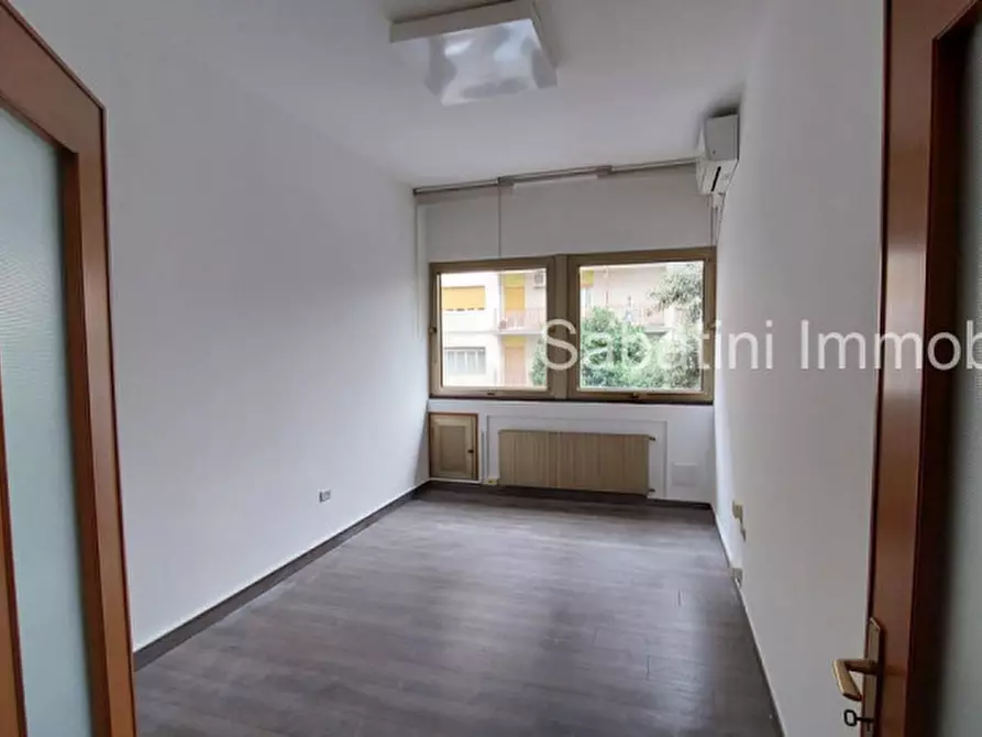 Immagine 4 di Ufficio in affitto  in Via Parini, 3 a Pescara