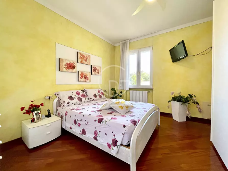 Immagine 12 di Villa in vendita  a Puegnago Sul Garda