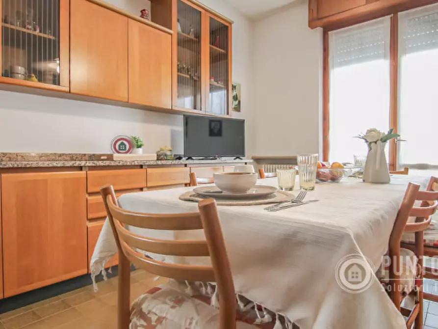 Immagine 12 di Appartamento in vendita  in Via Umbria a Bussolengo