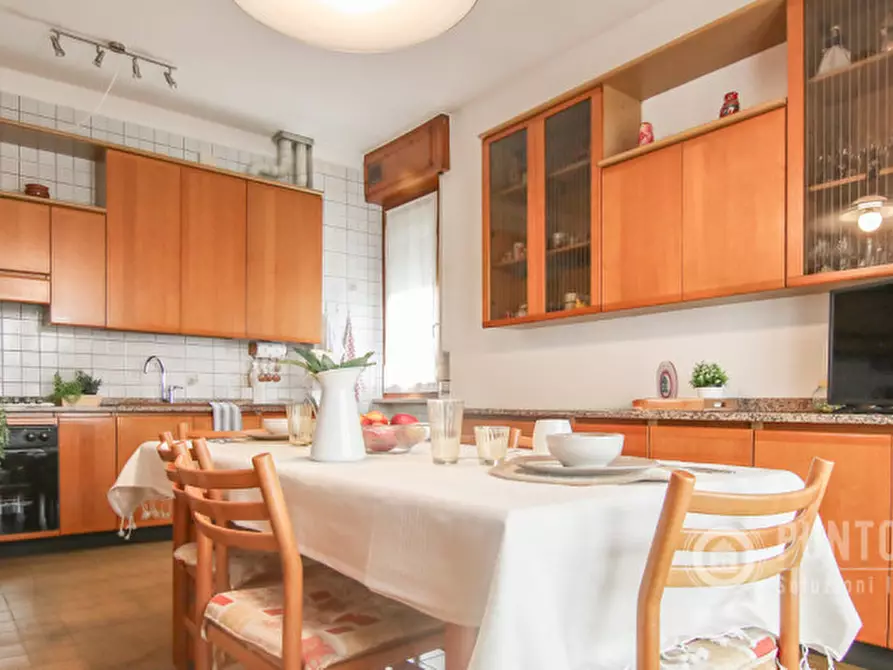 Immagine 16 di Appartamento in vendita  in Via Umbria a Bussolengo