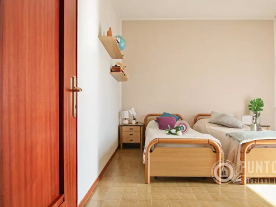 Immagine 28 di Appartamento in vendita  in Via Umbria a Bussolengo